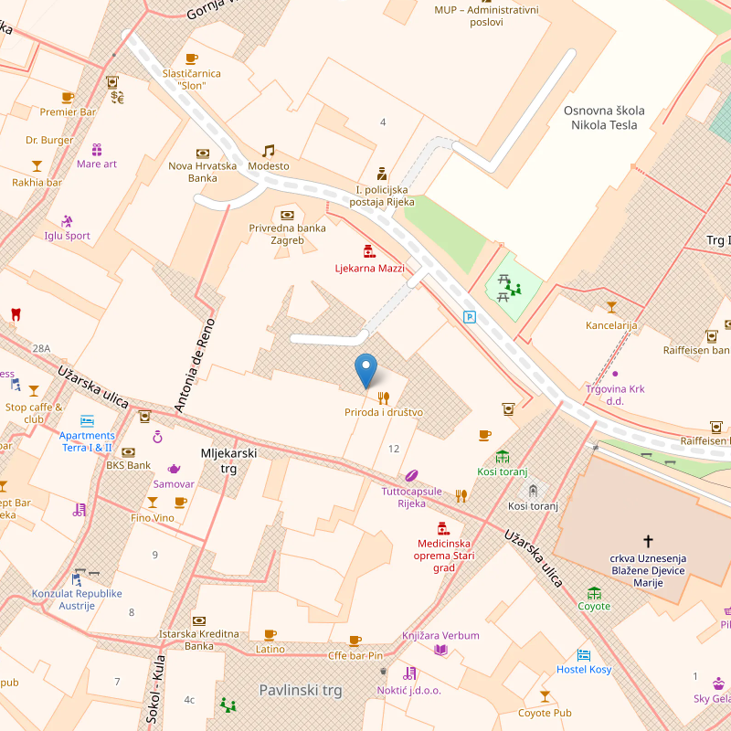 ulazak na trg  (ljekarna mazzi,priroda I drustvo) 